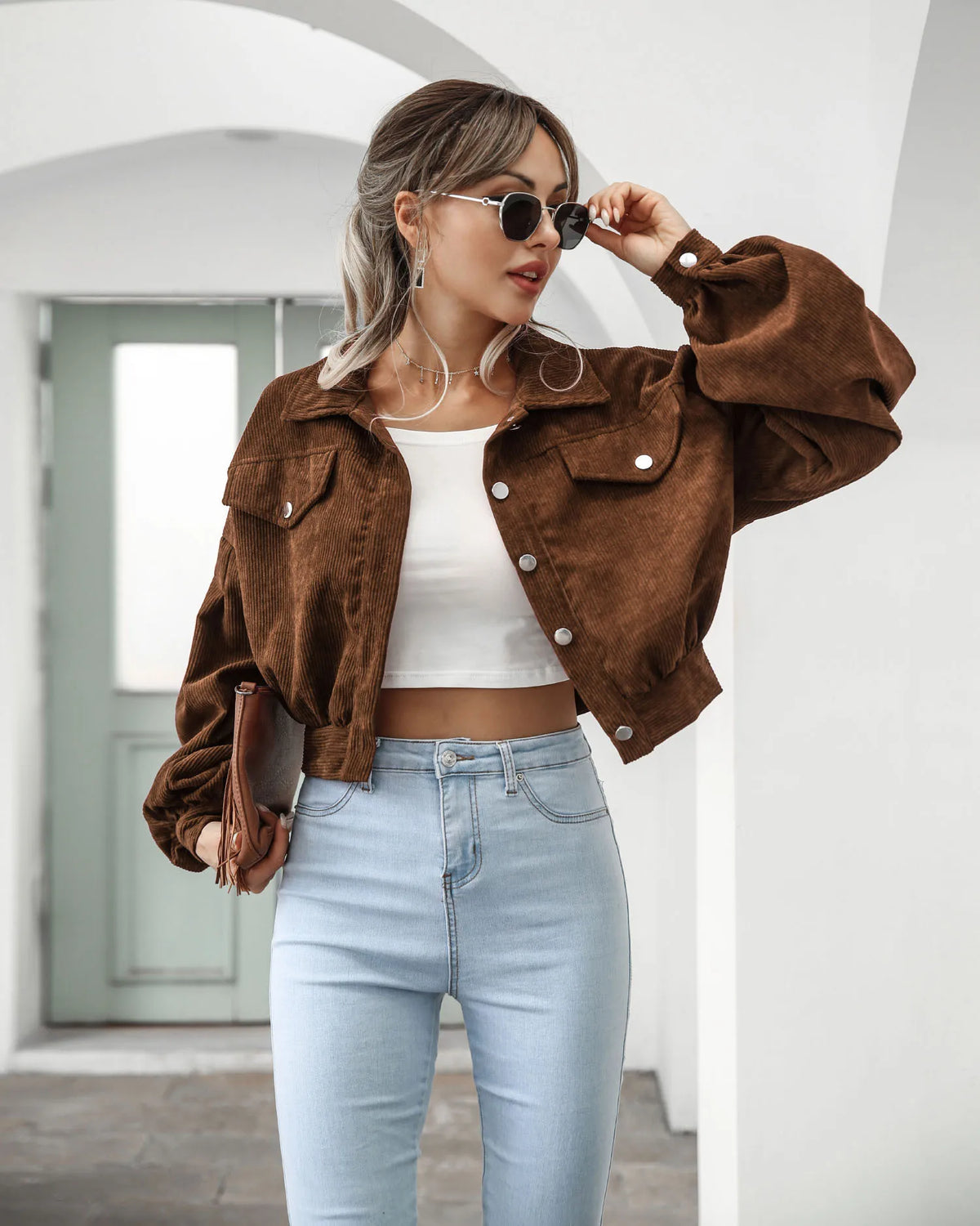 Wholesale Autumn and Winter Casual Turn-down Collar Corduroy Coat Lantern Sleeve Single-breasted Short Women